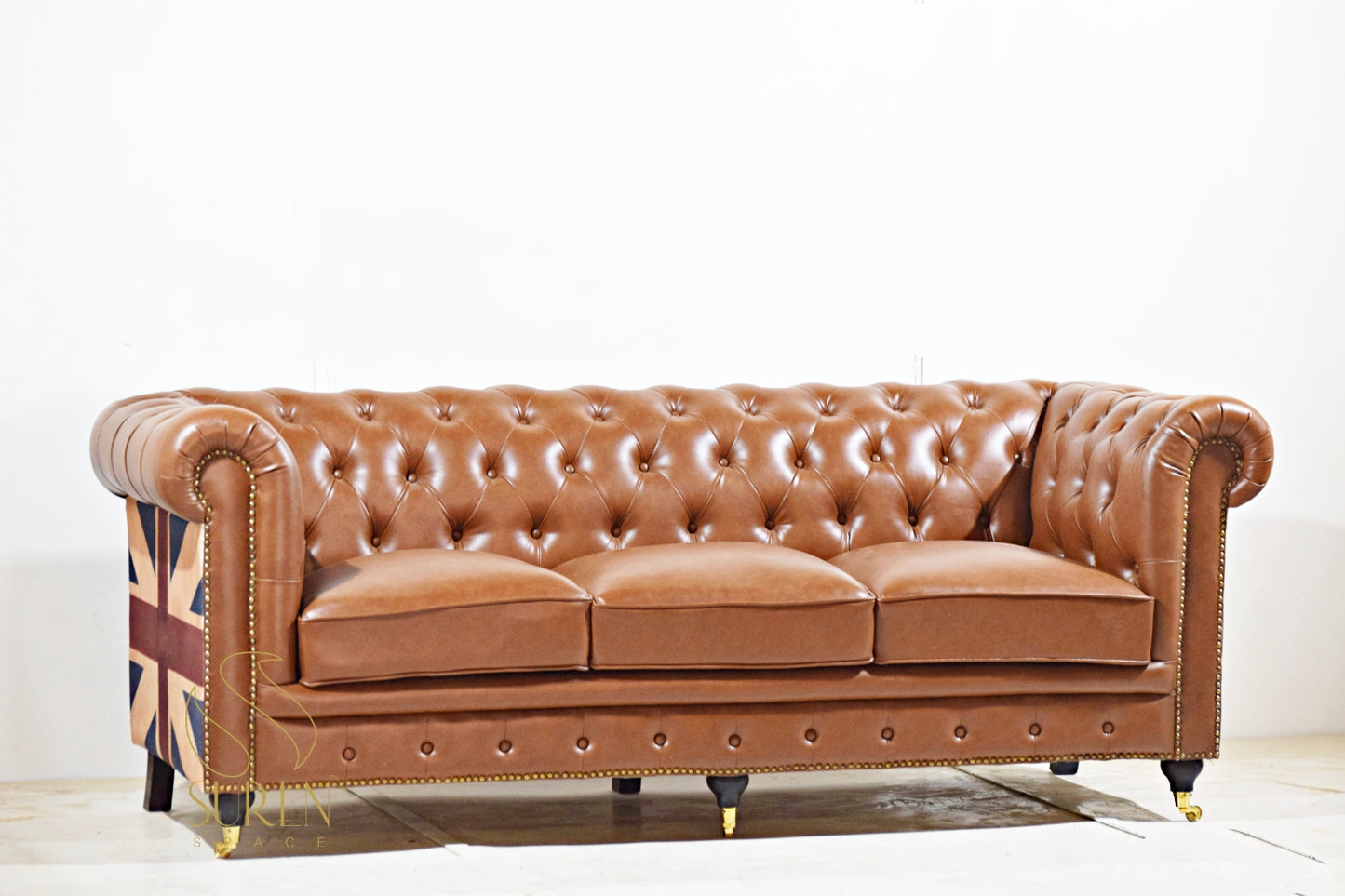 Chesterfield Leatherette Sofa Set with Union Flag Accents – Classic Design