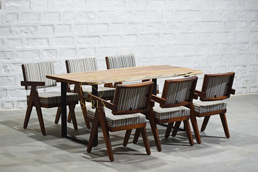 Elegant Handcrafted Dining Set in Solid Wood for Modern Homes