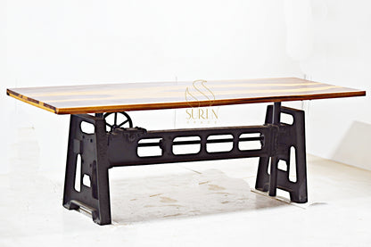 Industrial Cast Iron Table with Solid Wood Top – Elegant Design