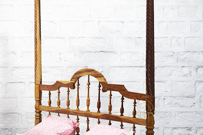 Natural Finish Four Poster Bed in Solid Wood with Classic Design